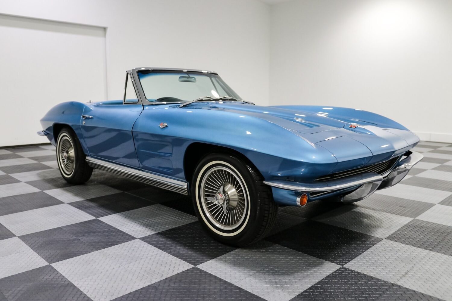 1964-chevrolet-corvette